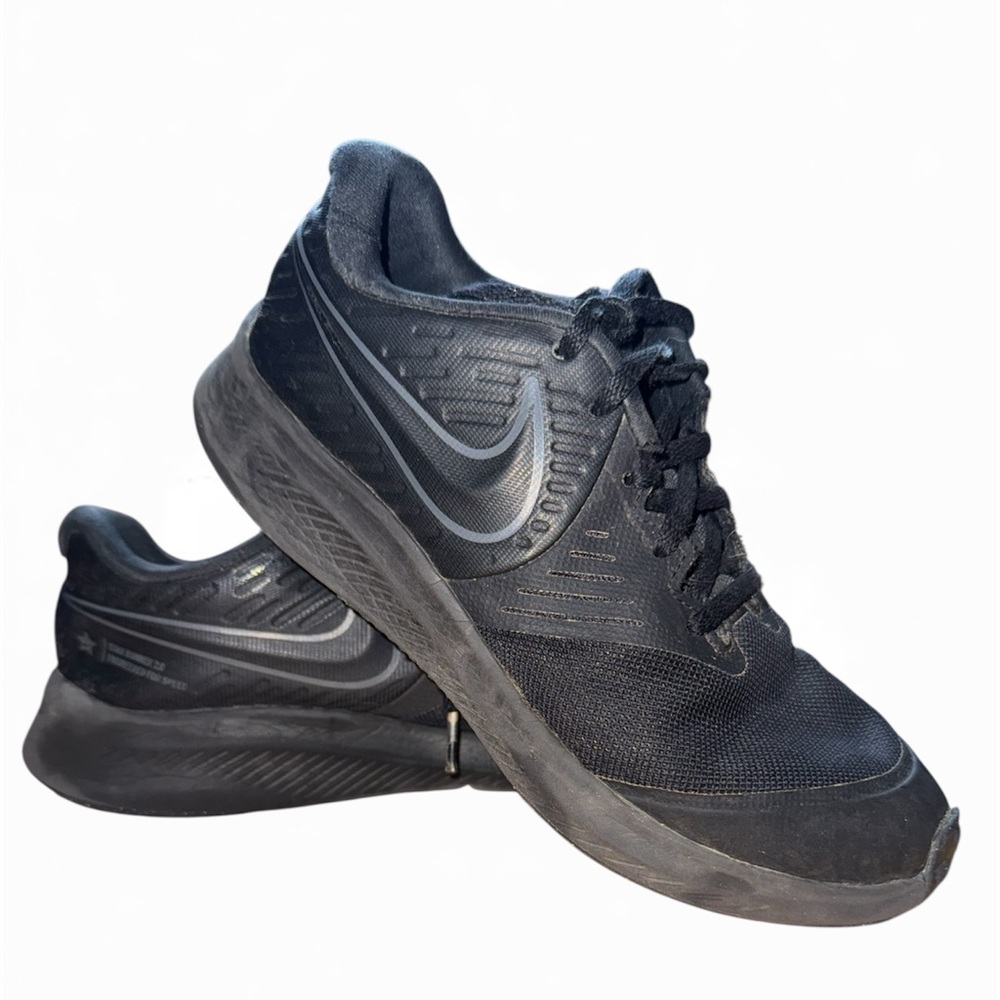 Nike Star Running Black Running Shoes
Size 5Y